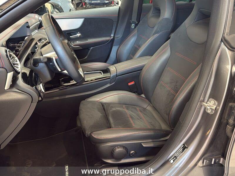 Mercedes-Benz CLA Shooting Brake CLA Shooting Brake 200 d AMG Line Advanced Plus au