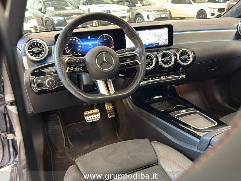 Mercedes-Benz CLA Shooting Brake CLA Shooting Brake 200 d AMG Line Advanced Plus au