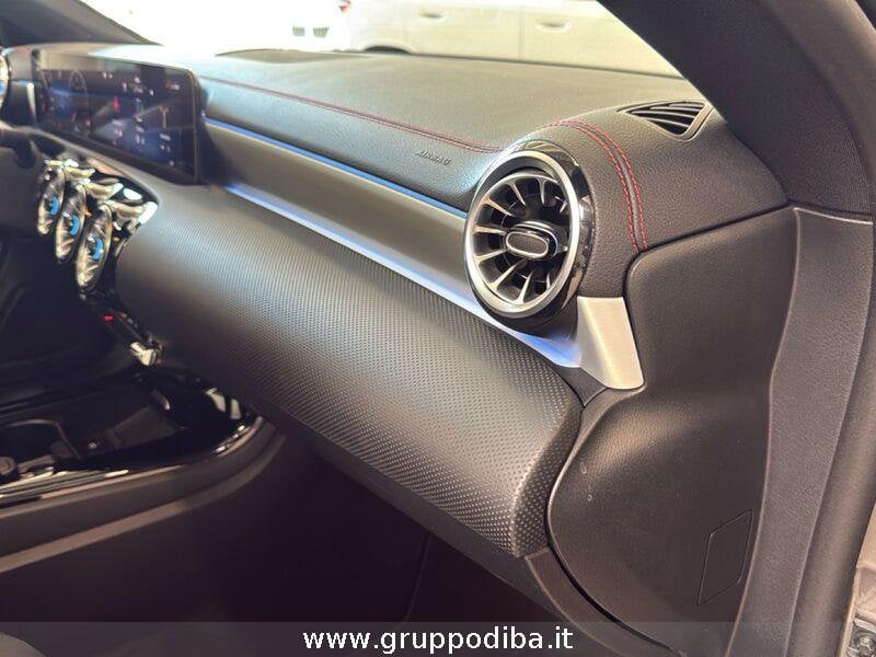 Mercedes-Benz CLA Shooting Brake CLA Shooting Brake 200 d AMG Line Advanced Plus au