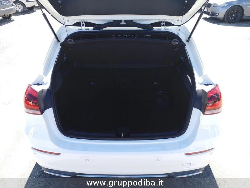 Mercedes-Benz Classe A Berlina A 180 d Sport auto