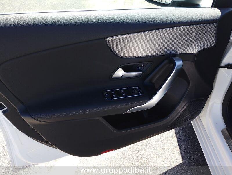 Mercedes-Benz Classe A Berlina A 180 d Sport auto