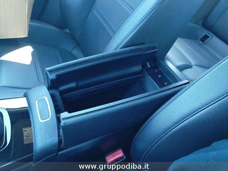 Mercedes-Benz Classe A Berlina A 180 d Sport auto