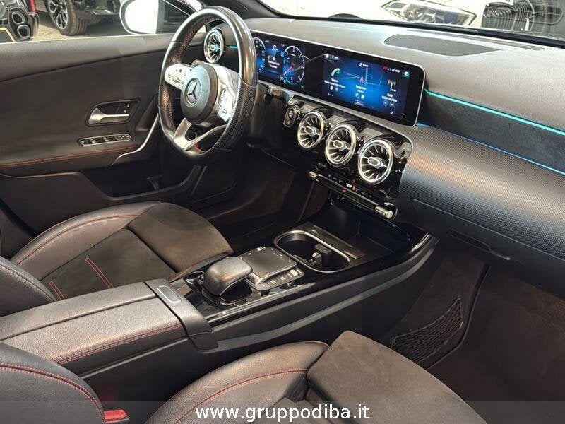 Mercedes-Benz Classe A A 200 d Premium 4matic auto