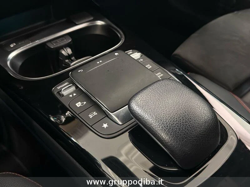Mercedes-Benz Classe A A 200 d Premium 4matic auto
