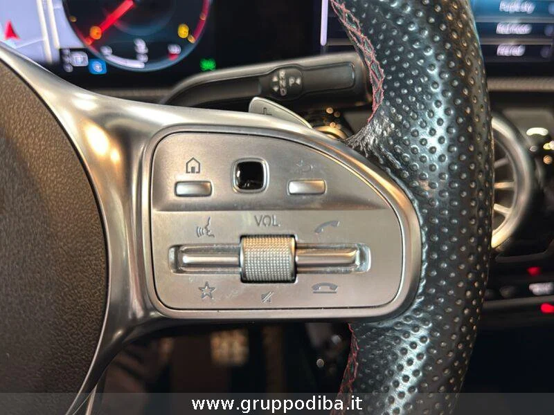 Mercedes-Benz Classe A A 200 d Premium 4matic auto