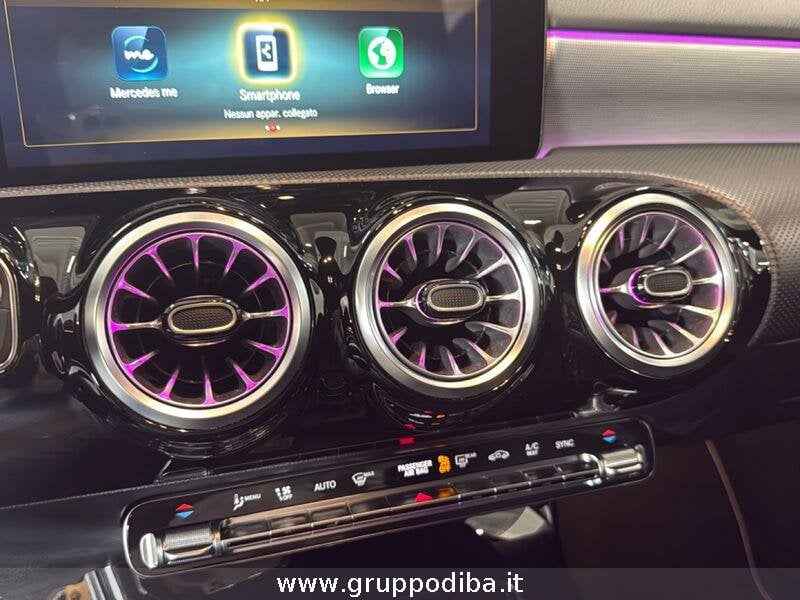 Mercedes-Benz CLA Coupe CLA Coupe 200 d Night edition 4matic auto