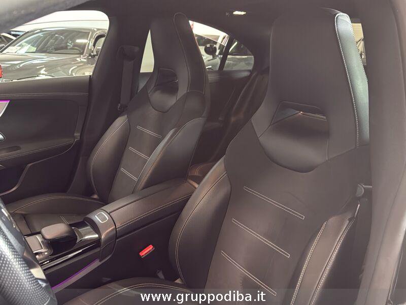Mercedes-Benz CLA Coupe CLA Coupe 200 d Night edition 4matic auto