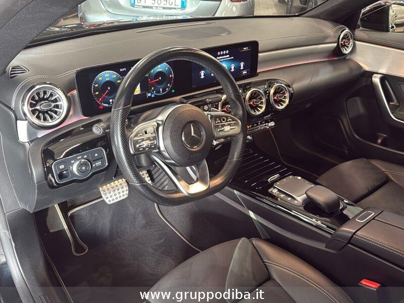 Mercedes-Benz CLA Coupe CLA Coupe 200 d Night edition 4matic auto