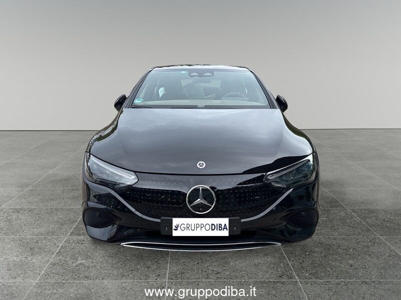 Mercedes-EQE